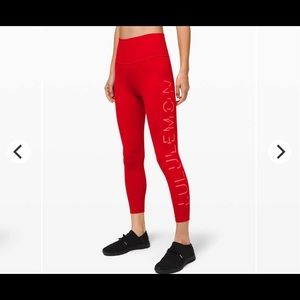 Lululemon Wunder Under size 6